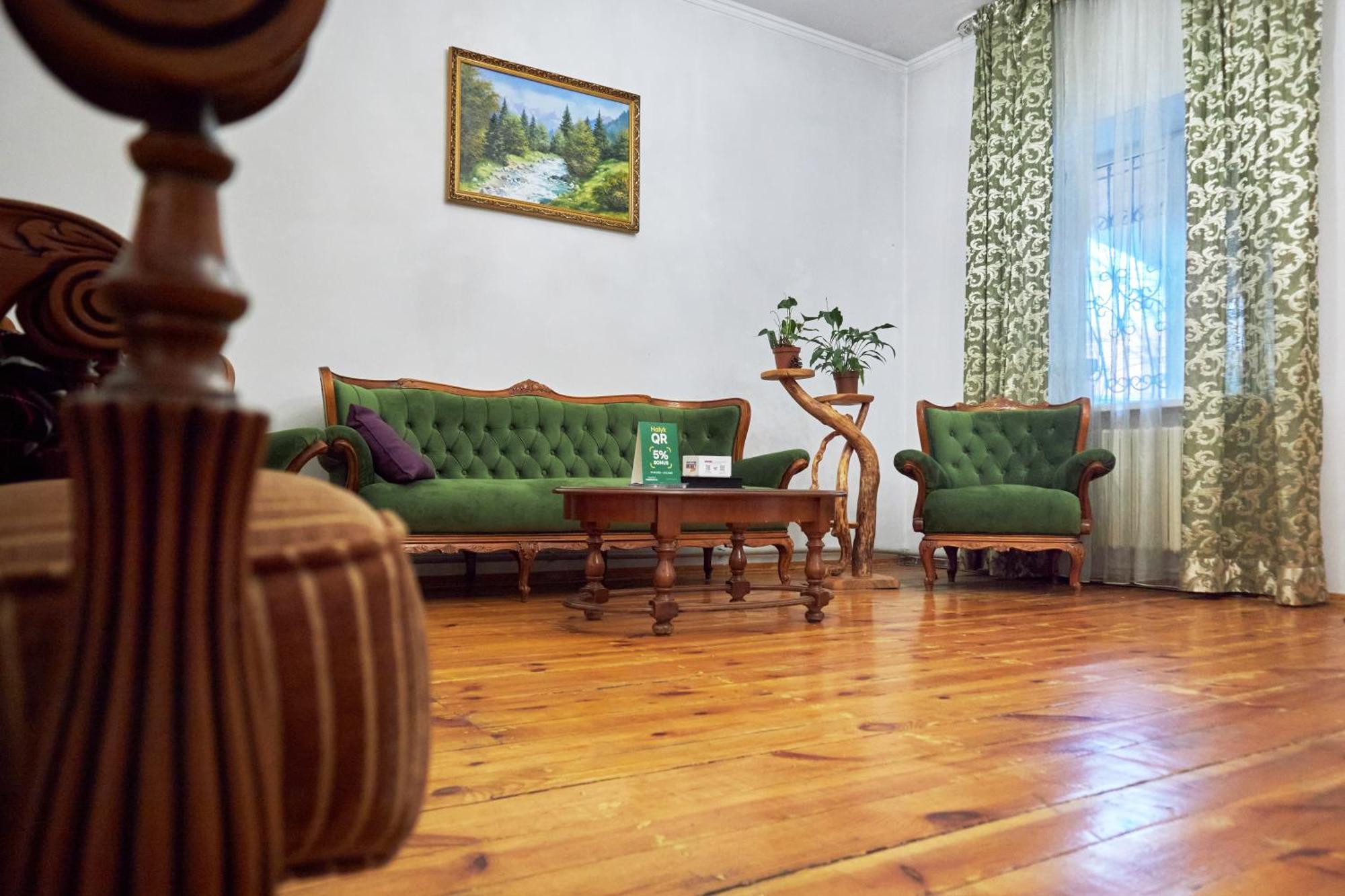 Sweet Vibe Hotel Alma-Ata Buitenkant foto